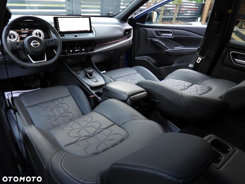 Nissan Qashqai 1.3 DIG-T MHEV Xtronic Tekna - 4