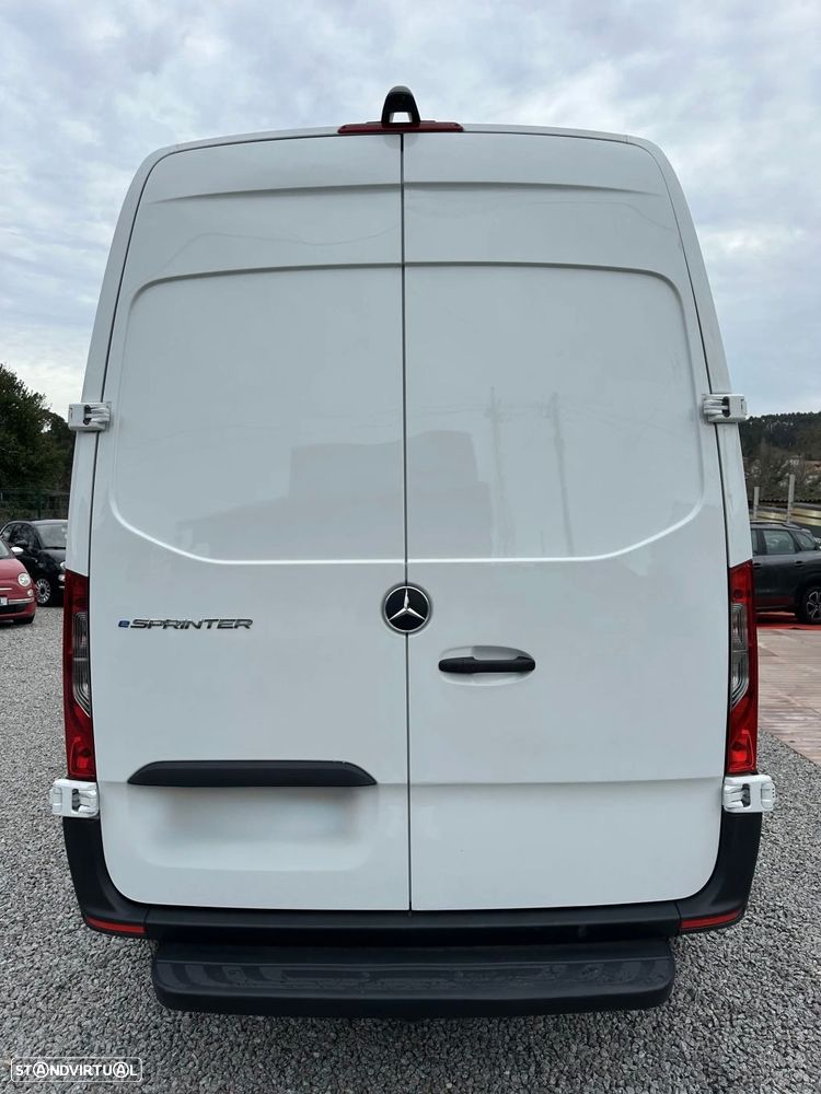 Mercedes-Benz Sprinter MERCEDES-BENZ eSPRINTER 2023 | 100% ELÉTRICA - 7