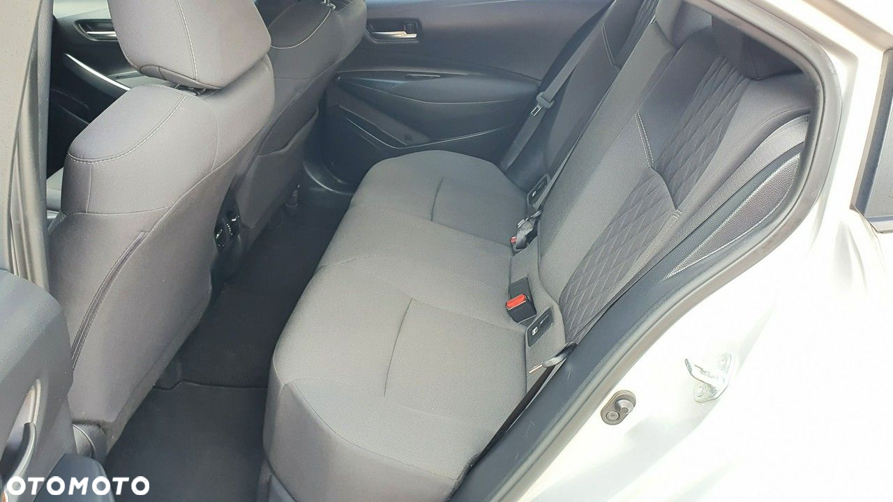 Toyota Corolla 1.6 Comfort - 17