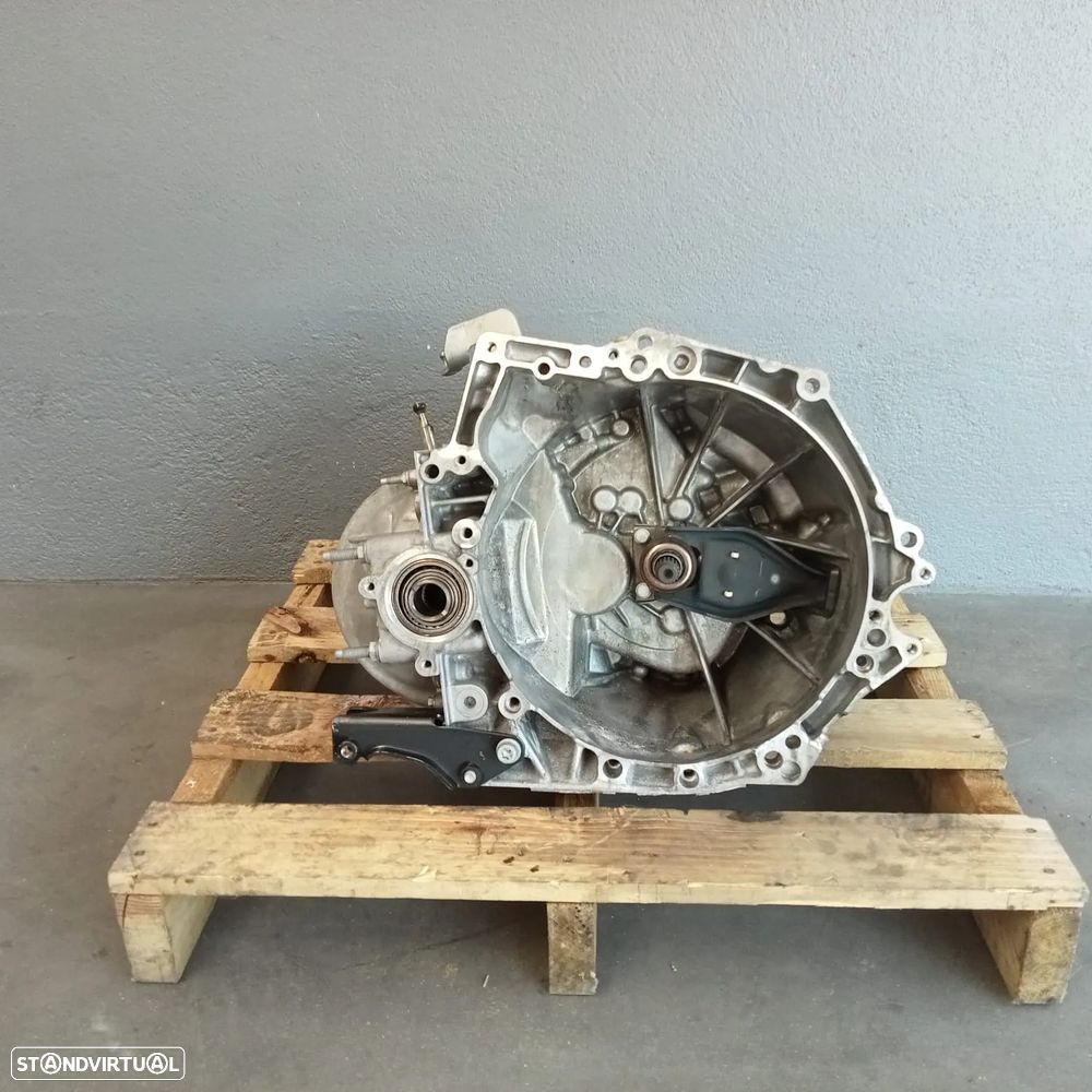 Caixa de Vel Peugeot 308 1.2Puretech 2020 em Stock 20R104 - 1