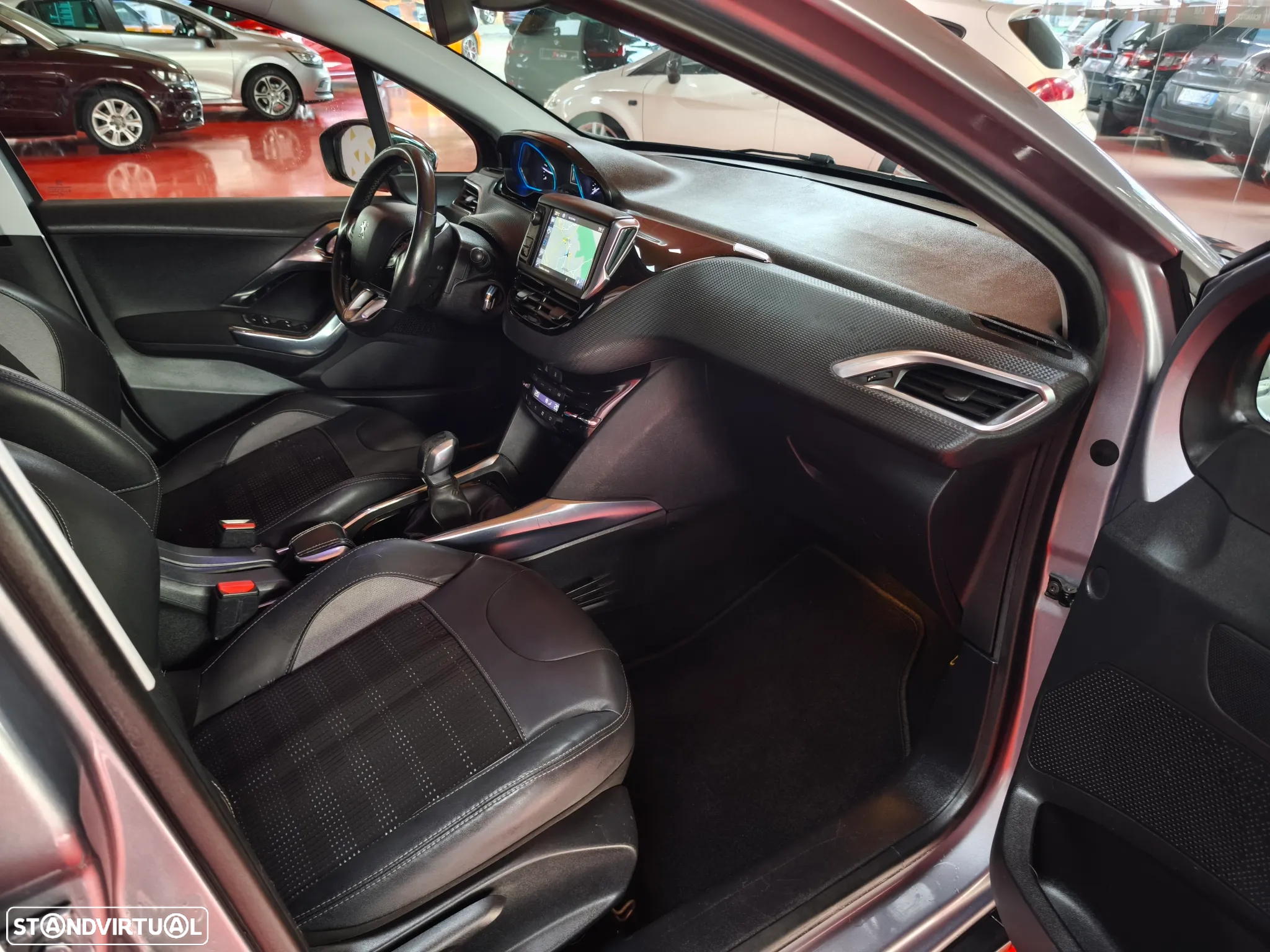 Peugeot 2008 1.6 e-HDi Active - 34