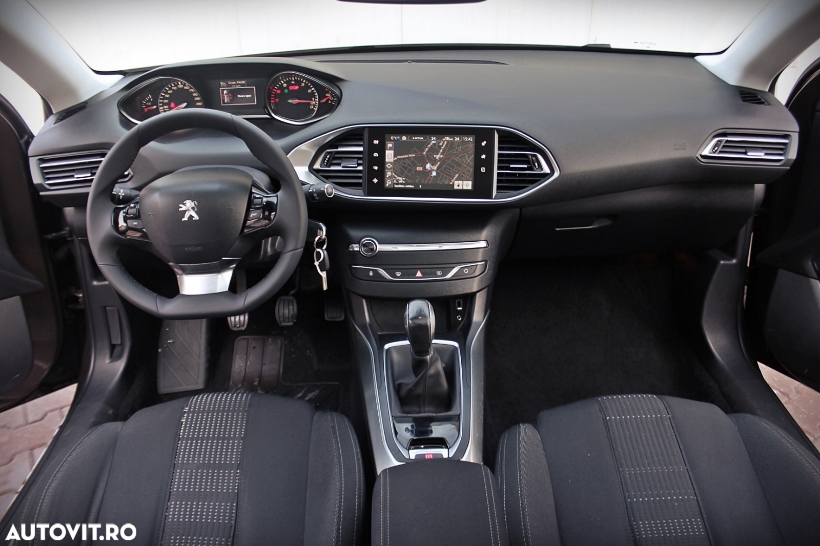 Peugeot 308 1.2 L PureTech Turbo Access - 5