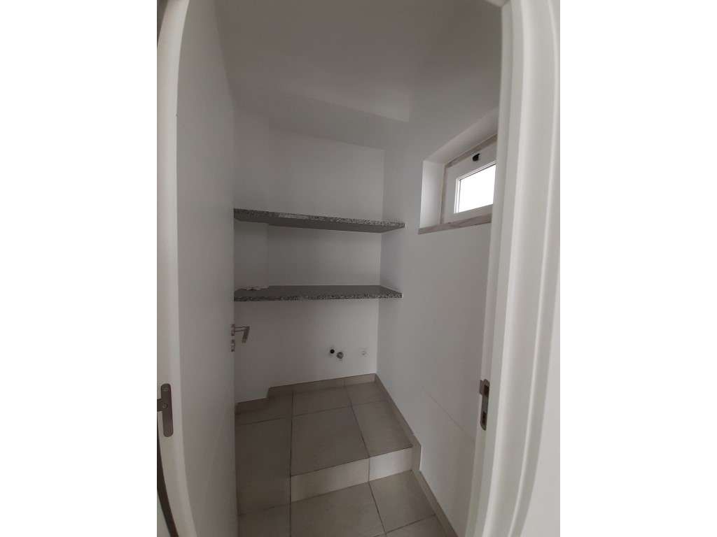 Moradia V3+1 c/vista mar na Ericeira - Grande imagem: 5/43