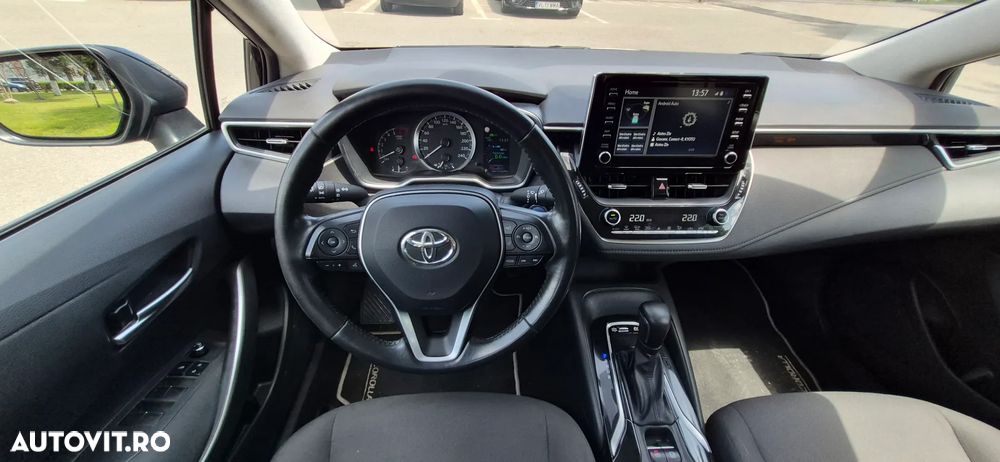 Toyota Corolla 1.8 Business Edition - 12
