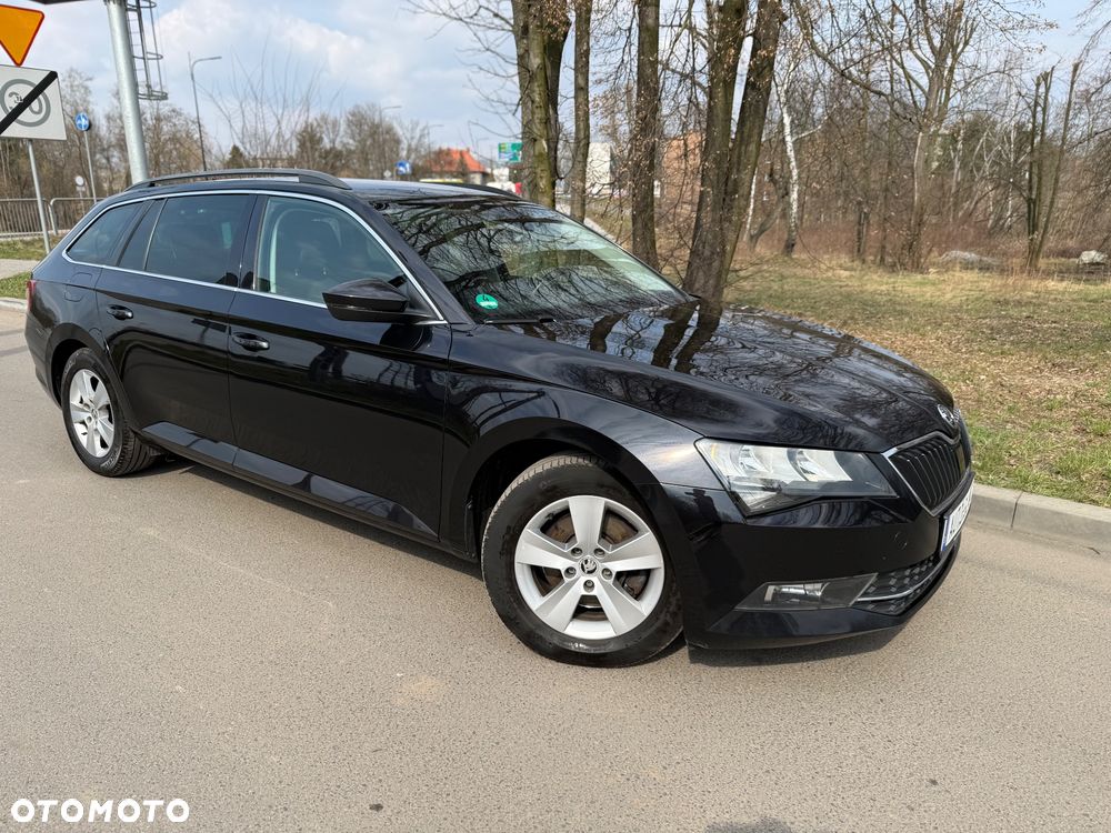 Skoda Superb 2.0 TDI Style - 9