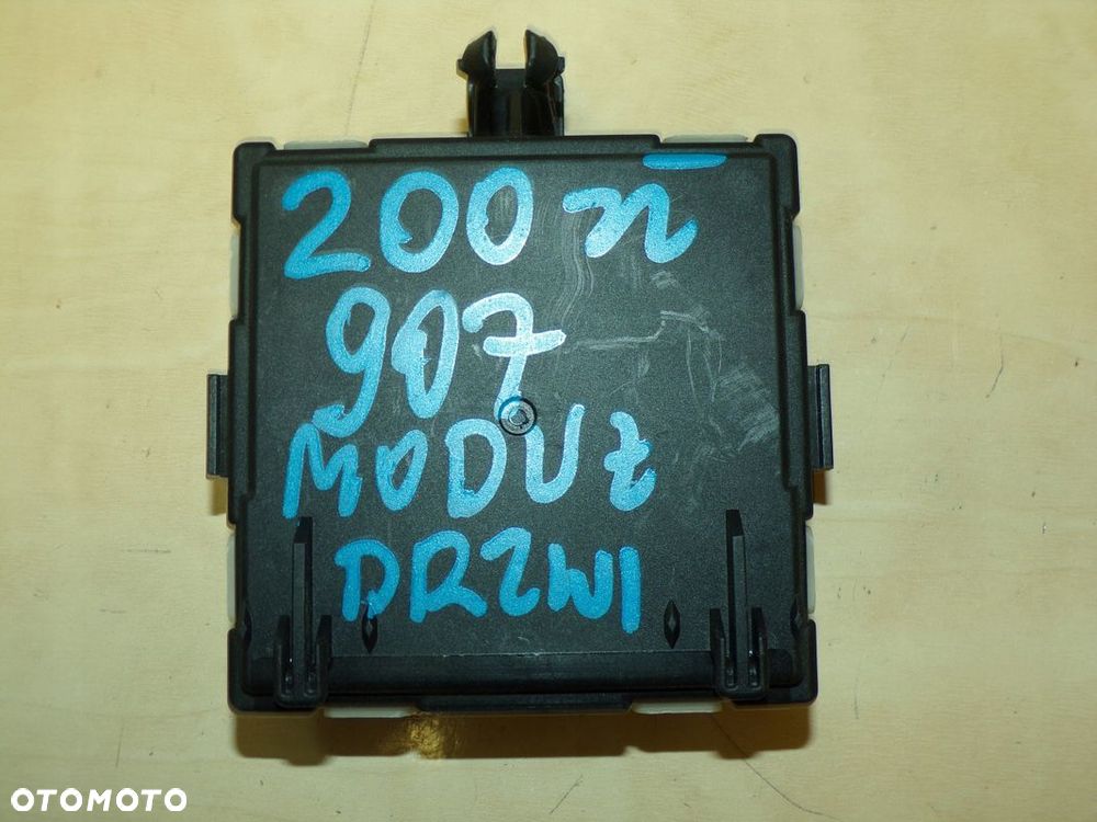 SPRINTER 907 17- MODUŁ SENSOR STEROWNIK DRZWI PRZÓD NOWY A1679002108 - 2