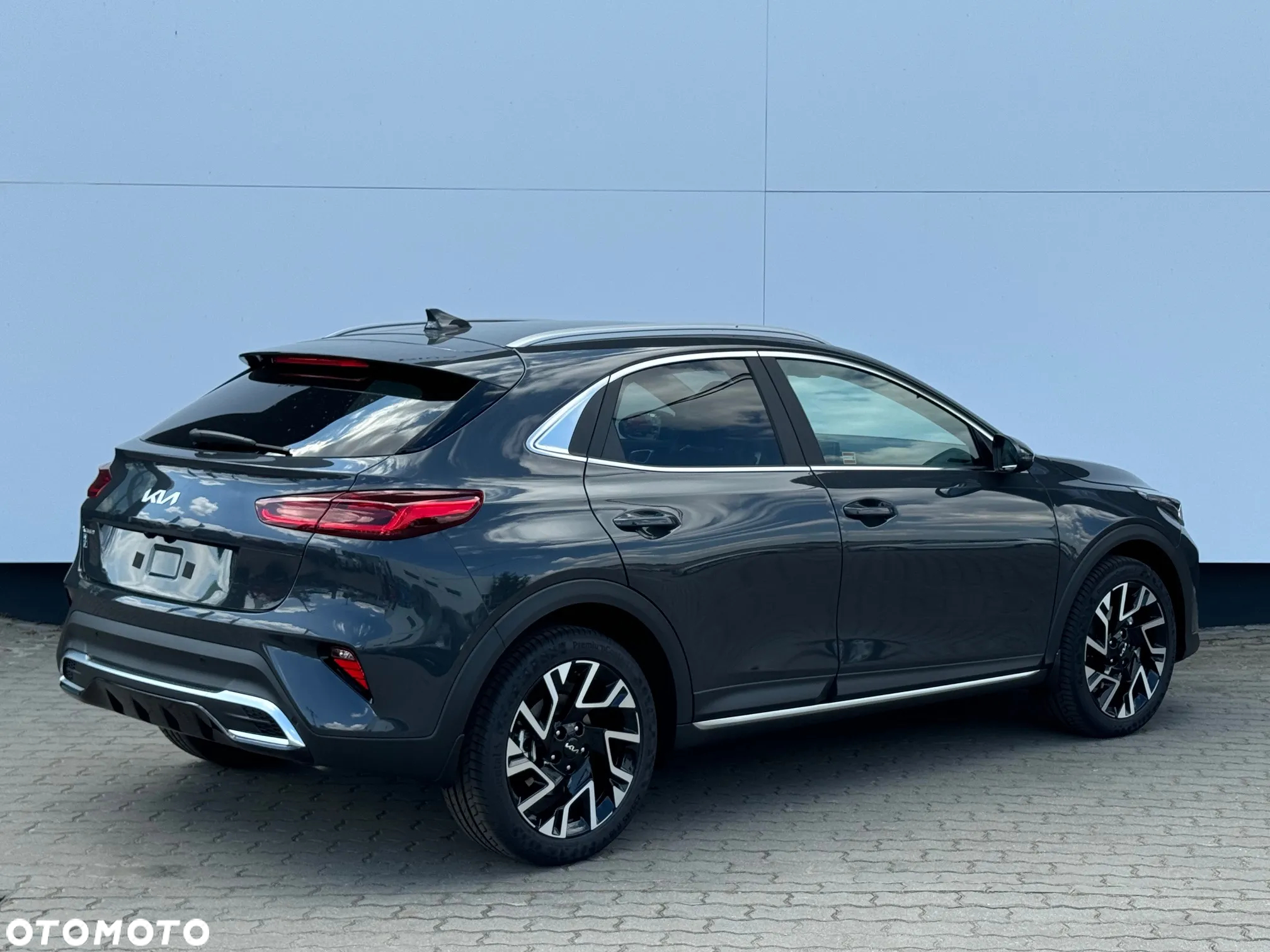 Kia XCeed 1.5 T-GDI M - 2