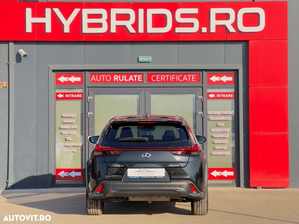 Lexus UX 250h F SPORT - 8