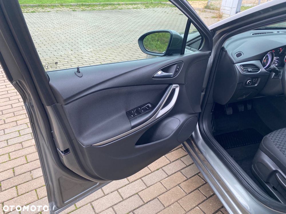 Opel Astra 1.2 Turbo Start/Stop Sports Tourer 2020 - 36