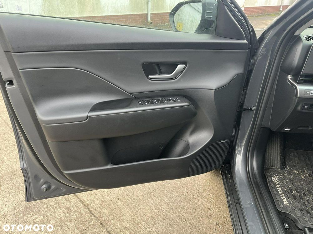 Hyundai Kona 1.6 GDI Hybrid Platinum DCT - 10