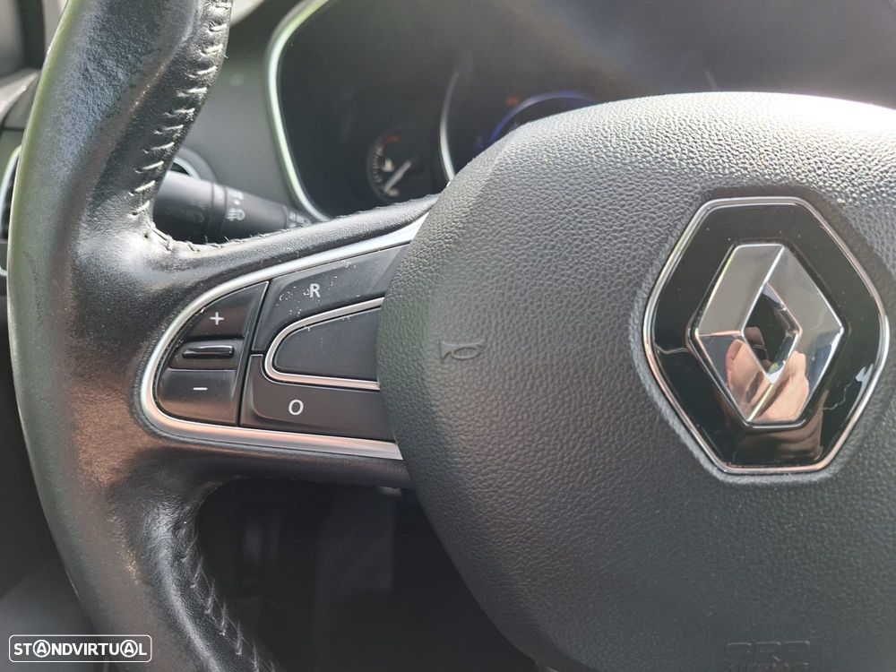 Renault Mégane - 30