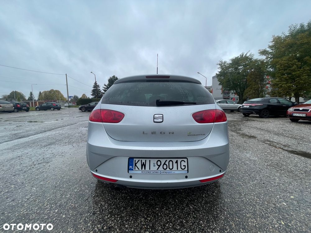 Seat Leon 2011 photo 4