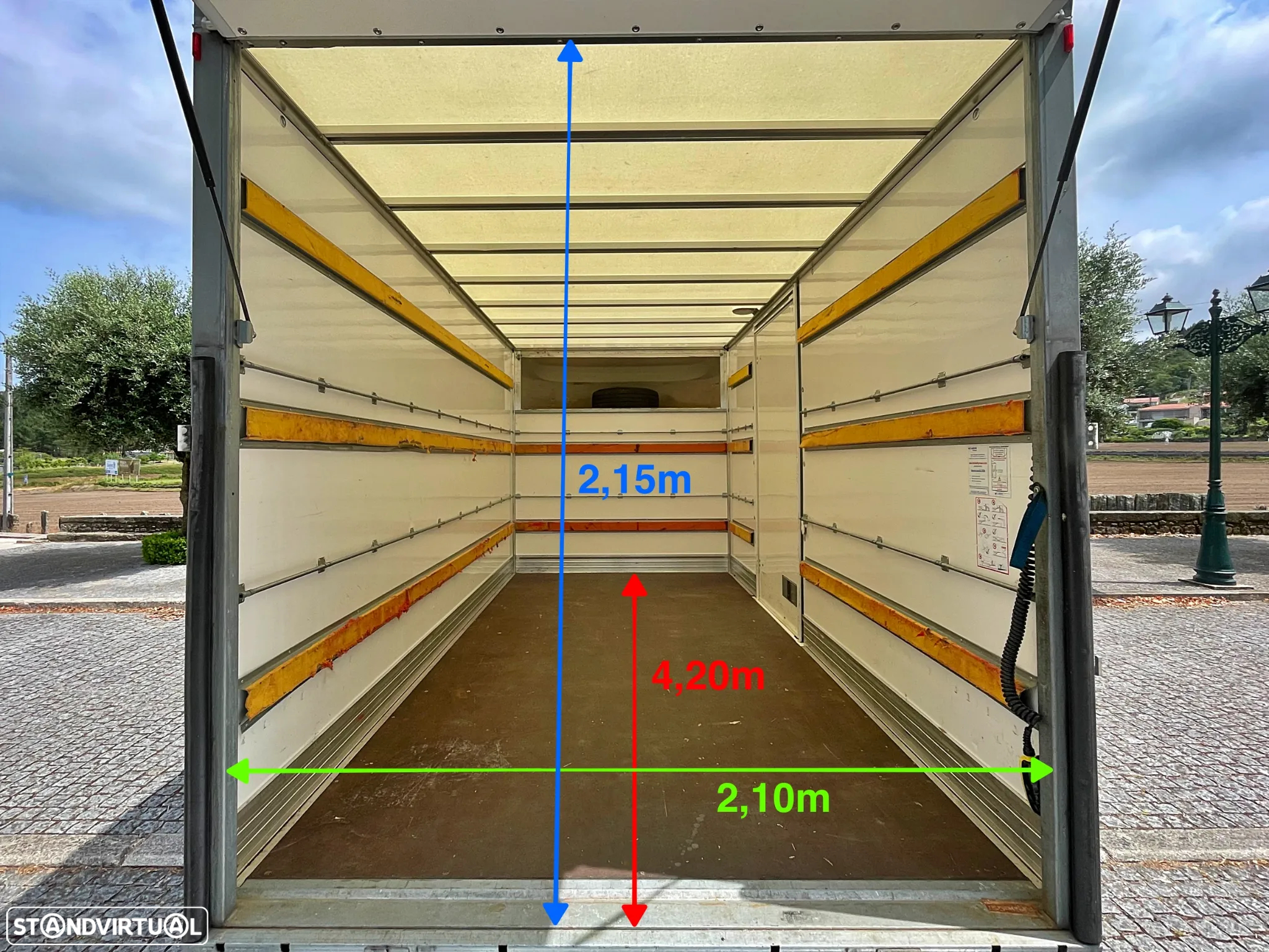 Iveco Daily 35S16 Contentor + Plataforma elevatória - 19
