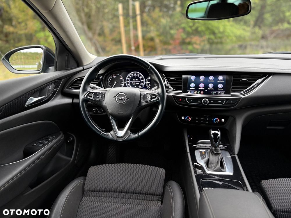 Opel Insignia - 13