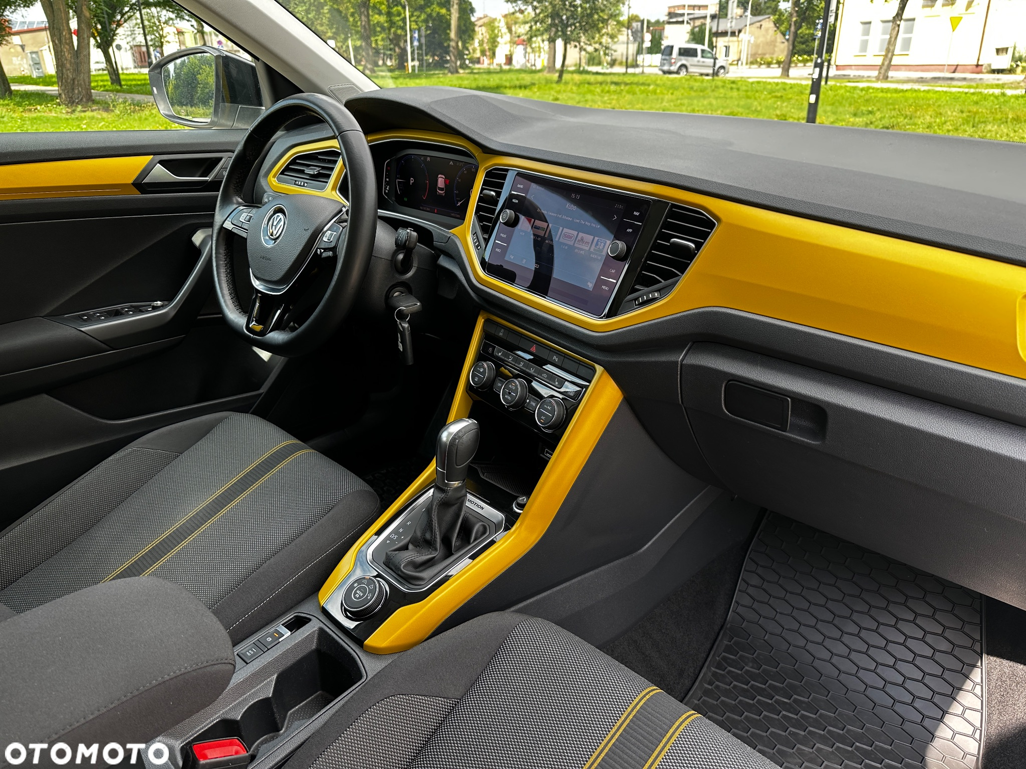 Volkswagen T-Roc 2.0 TDI SCR 4MOTION DSG Style - 17