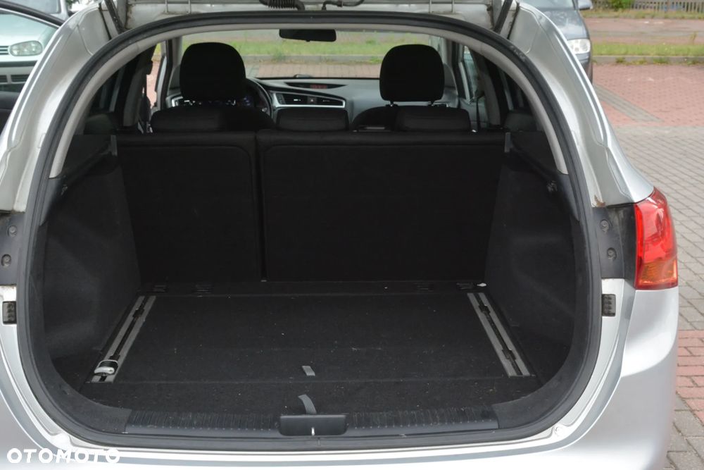 Kia Ceed 1.4 CRDi M - 8