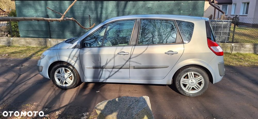 Renault Scenic 2.0 16V Luxe Expression - 8
