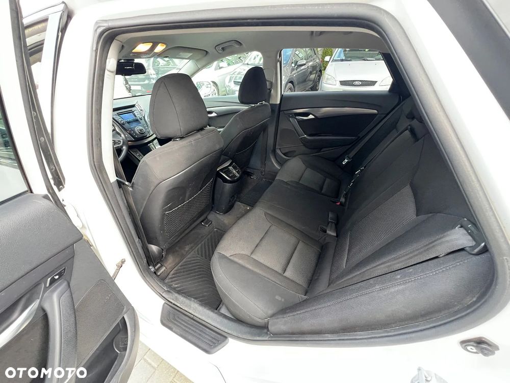 Hyundai i40 1.7 CRDi Style - 19