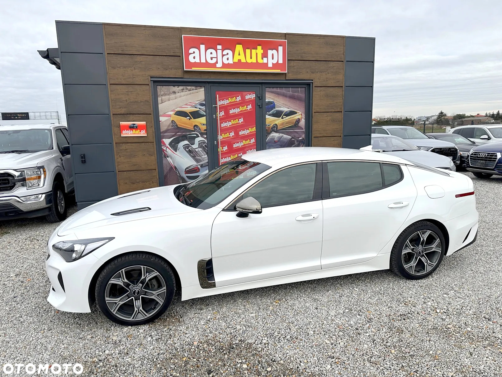 Kia Stinger 2.0 T-GDI GT Line - 9
