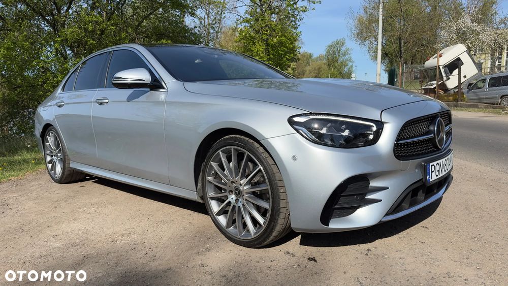 Mercedes-Benz Klasa E 300 d 4Matic 9G-TRONIC AMG Line - 7