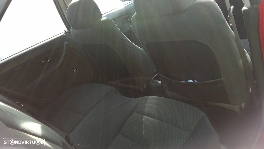 Honda Civic 1.4i - 11