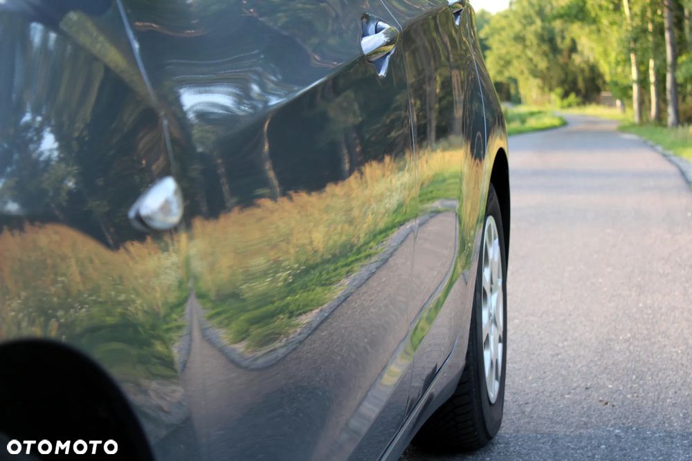 Hyundai i30 1.6 Trend - 14