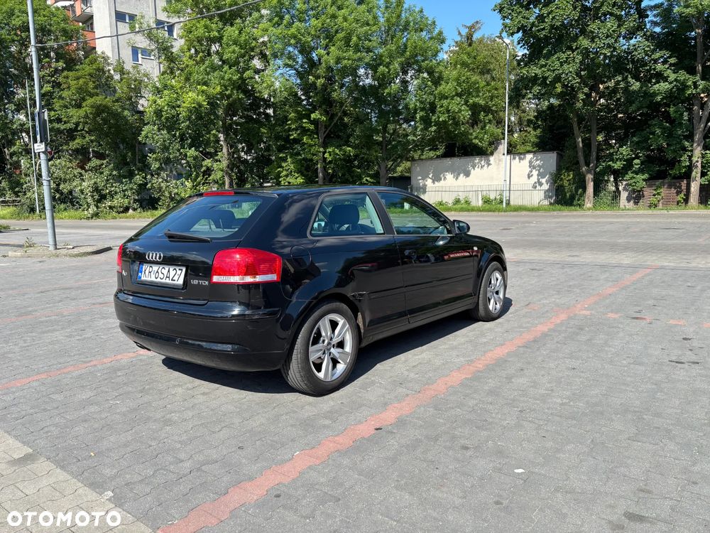 Audi A3 3-drzwiowe 1.9 TDI Attraction - 8