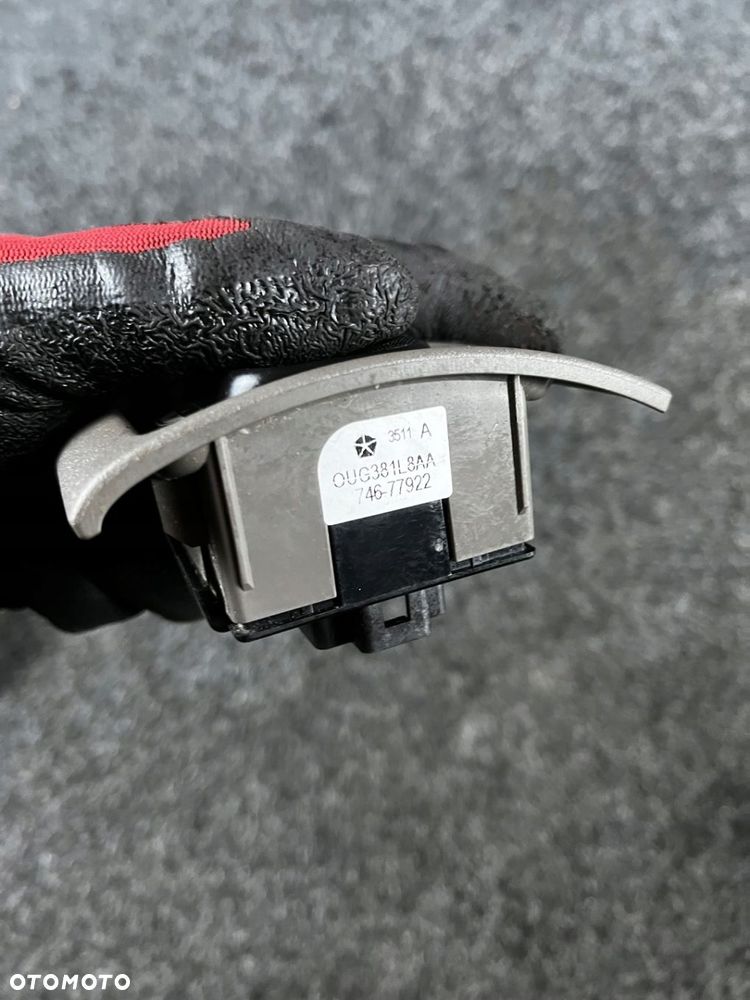 panel przełącznik szyb chrysler pt cruiser 74677922 - 8