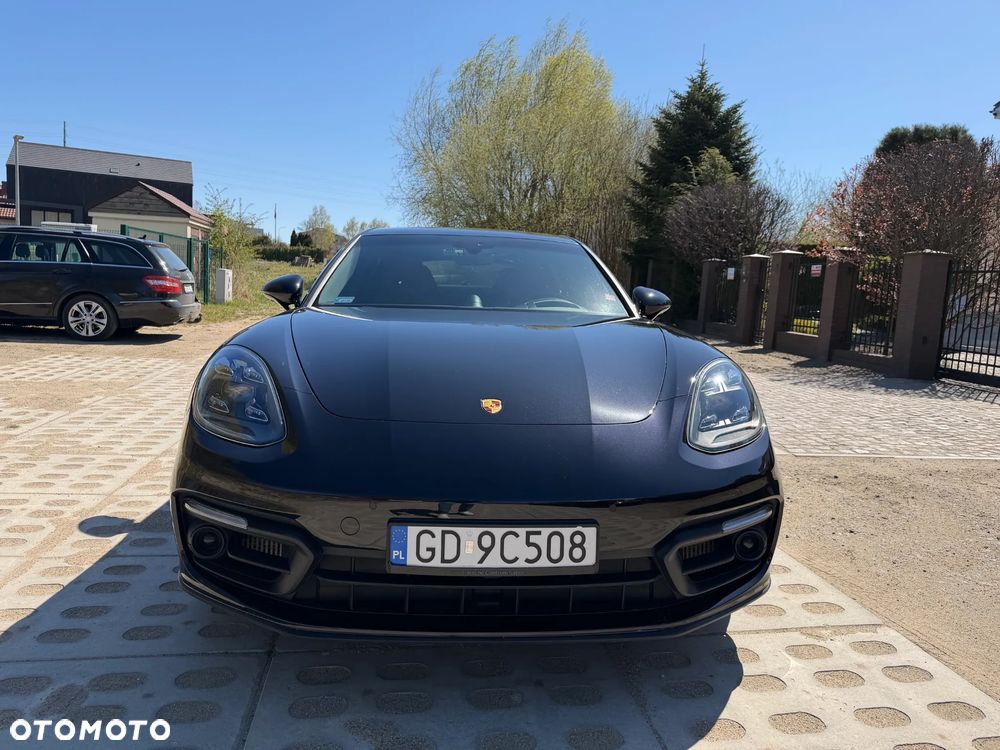 Porsche Panamera - 3