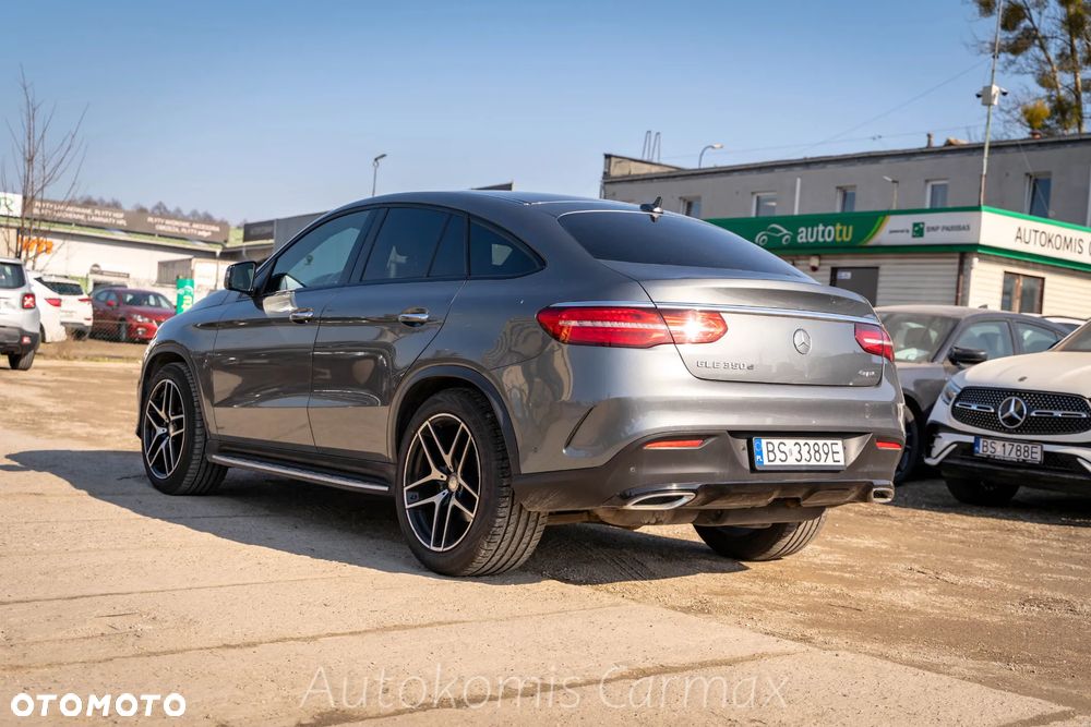 Mercedes-Benz GLE 350 d 4-Matic - 11