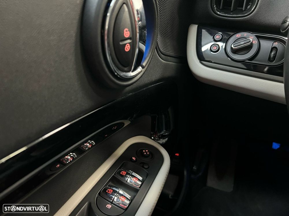 MINI Countryman Cooper SE ALL4 Auto - 20