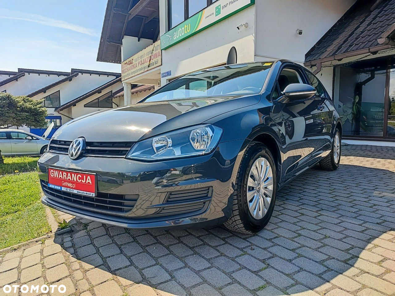 Volkswagen Golf - 24