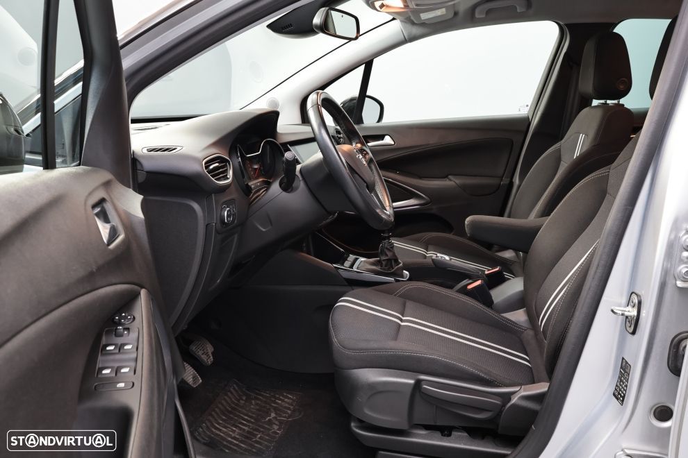 Opel Crossland 1.2 T Design & Tech - 23