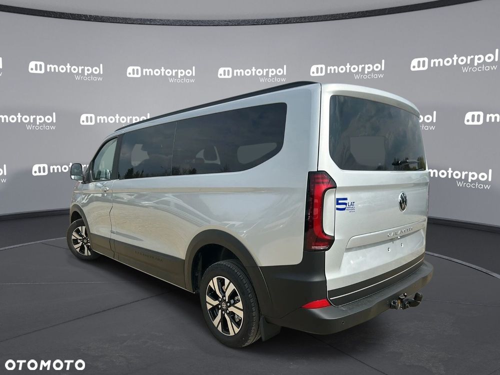 Volkswagen Caravelle - 5