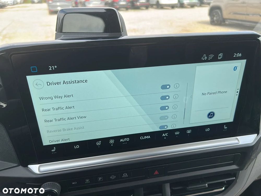 Volkswagen Caravelle - 28