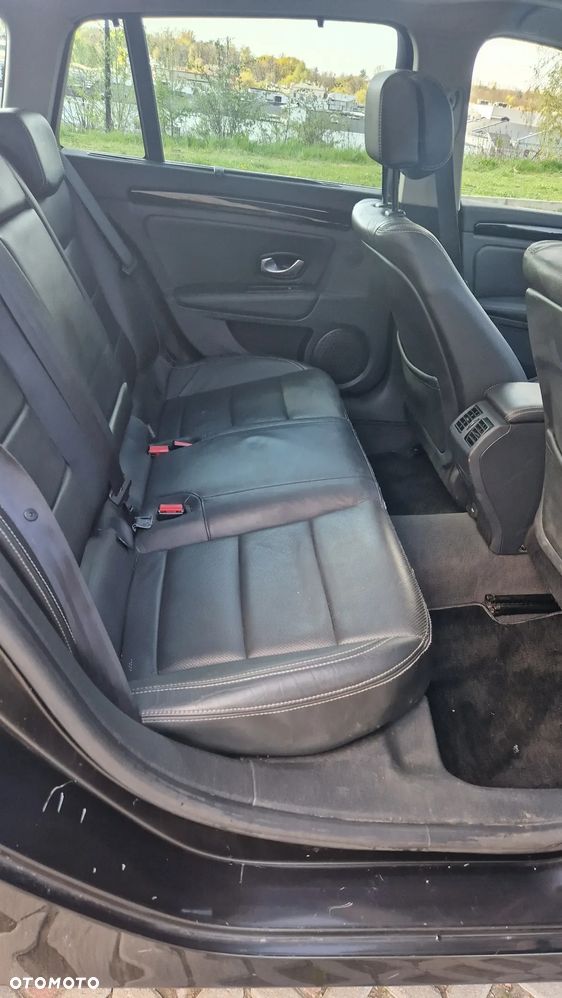 Renault Laguna 2.0 dCi Initiale - 21