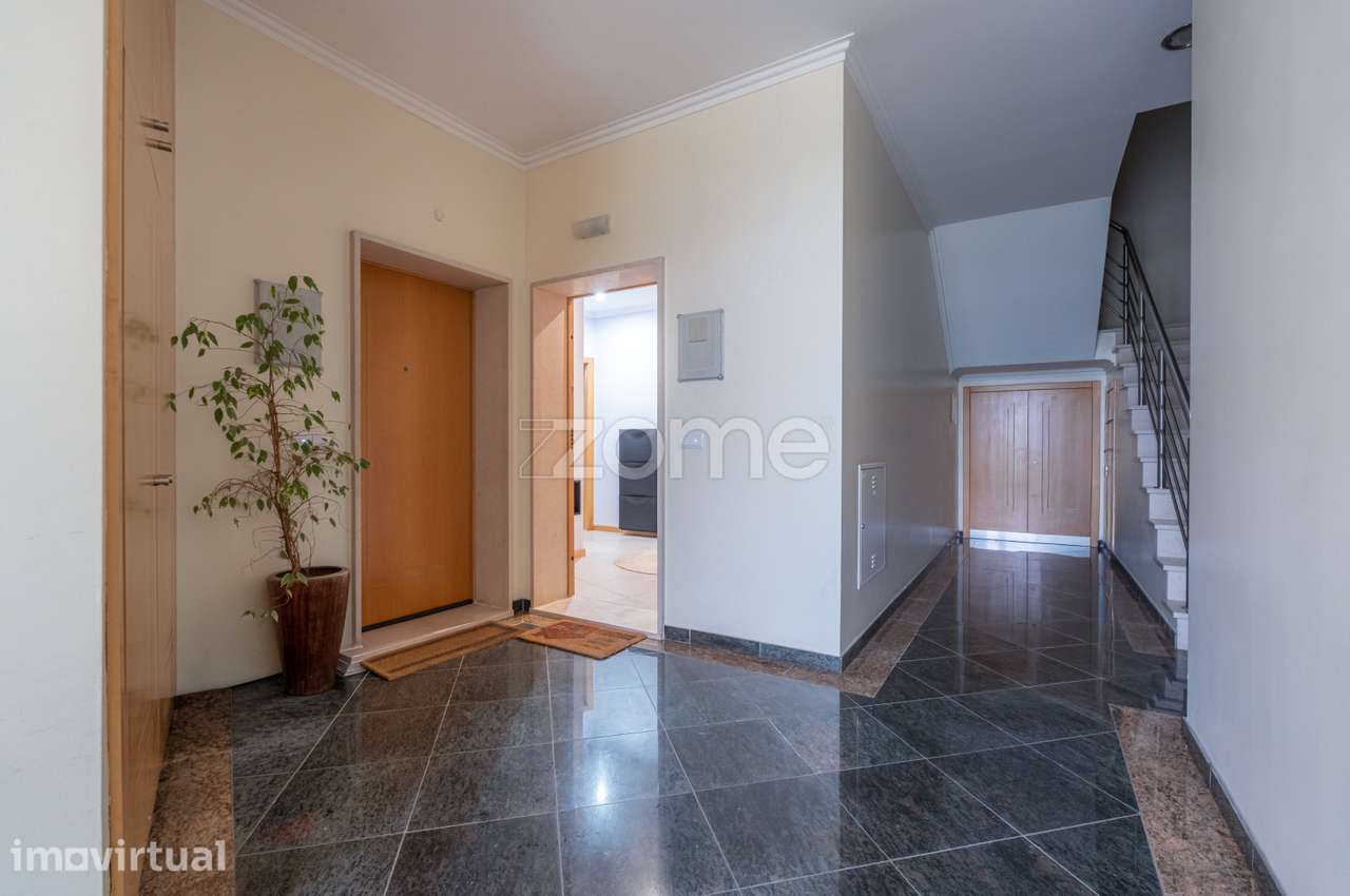 Apartamento T1 | Garagem | Eiras - Grande imagem: 2/18