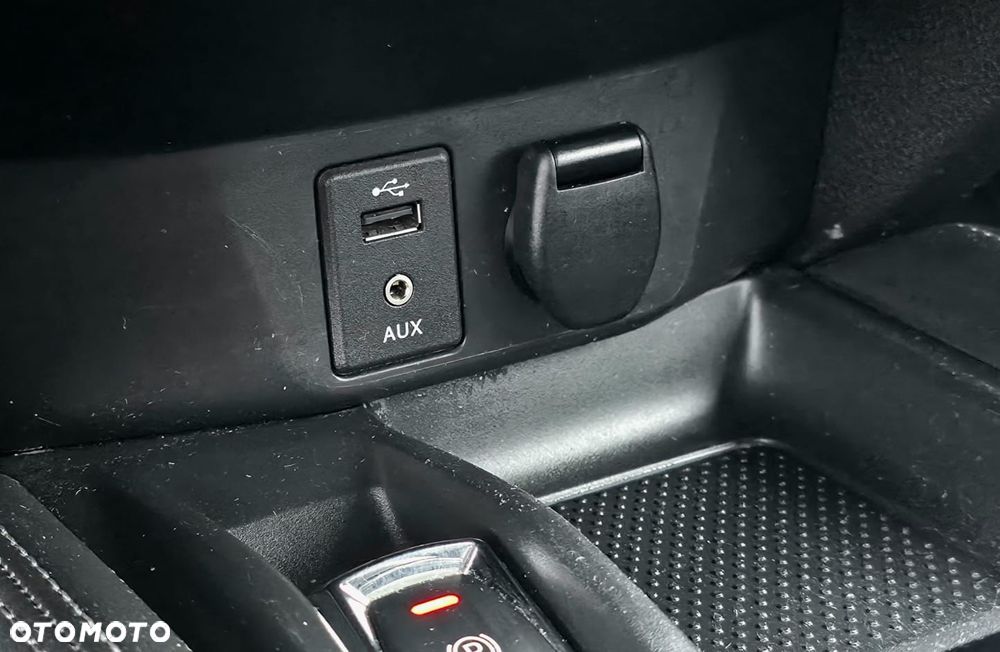 Nissan X-Trail 2.0 dCi ALL-MODE 4x4i Xtronic Acenta - 24