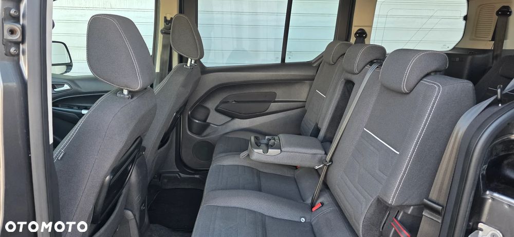 Ford Tourneo Connect 1.5 TDCi Titanium - 14