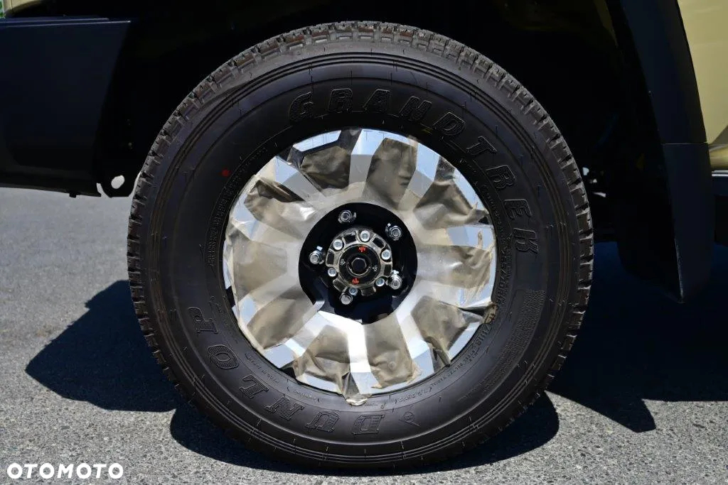 Toyota Land Cruiser - 13