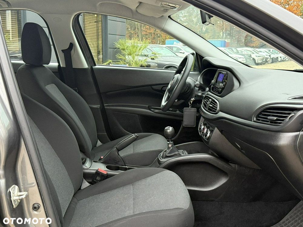 Fiat Tipo 1.4 16V Easy - 16