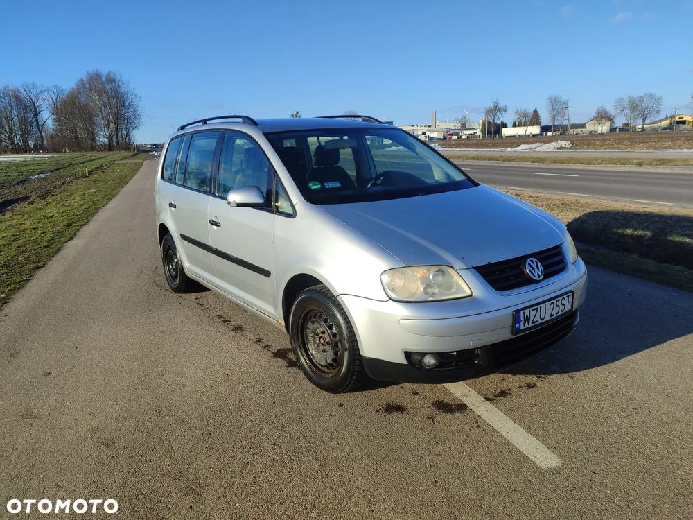 Volkswagen Touran 1.6 Basis - 1