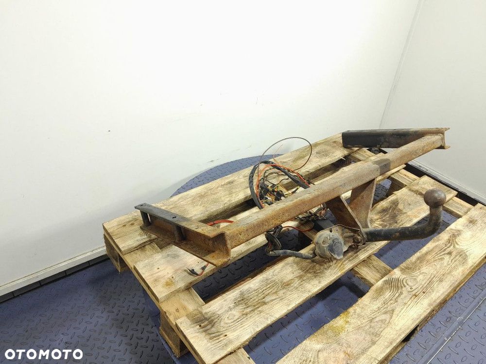 VW PASSAT B5 FL KOMBI HAK HOLOWNICZY DO PRZYCZEPY 7PIN - 2