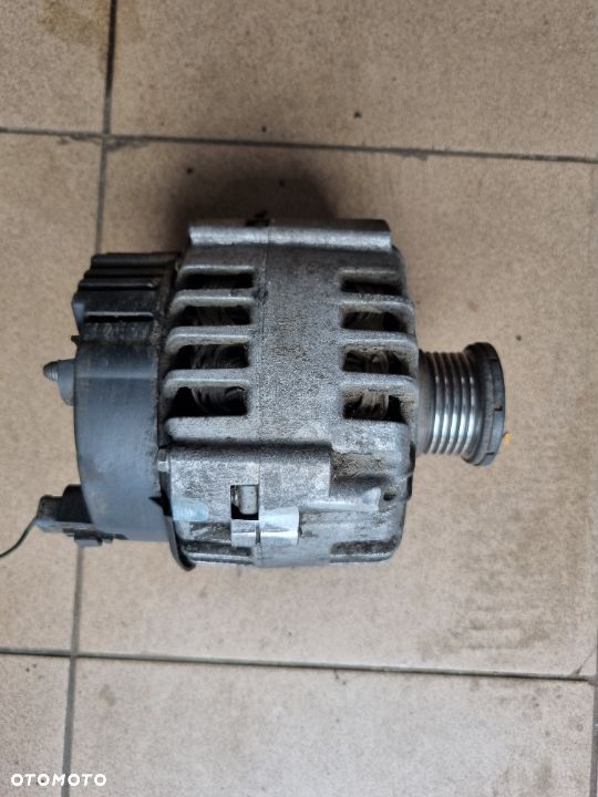 ALTERNATOR MASTER MOVANO TRAFIC VIVARO 2.2  2.5 DCI 01-14r. - 1
