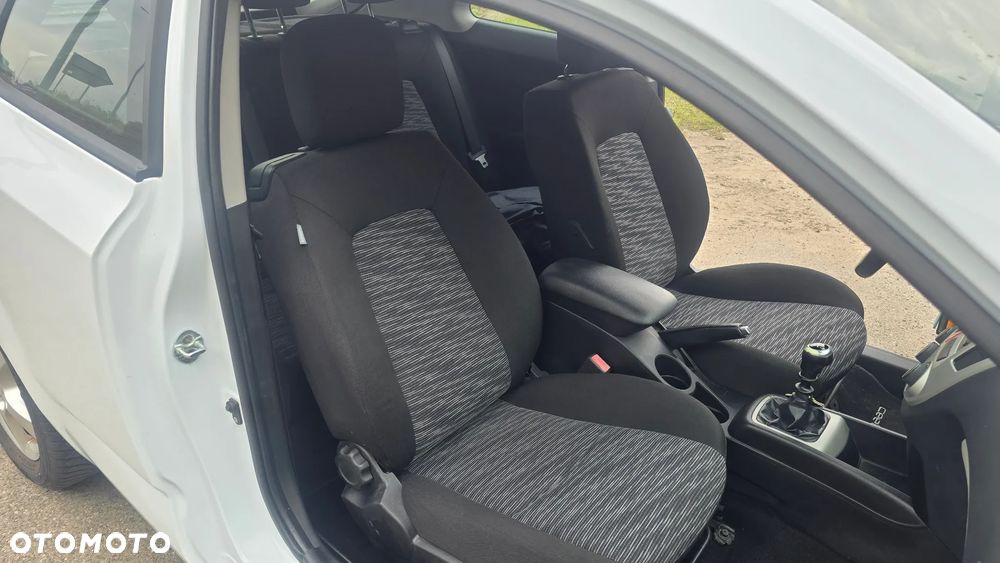 Kia Ceed 1.6 CVVT LX - 22