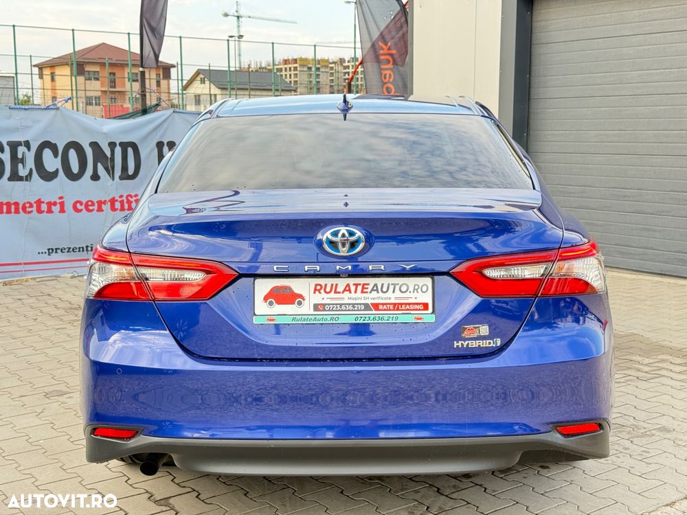 Toyota Camry Business Edition - 32