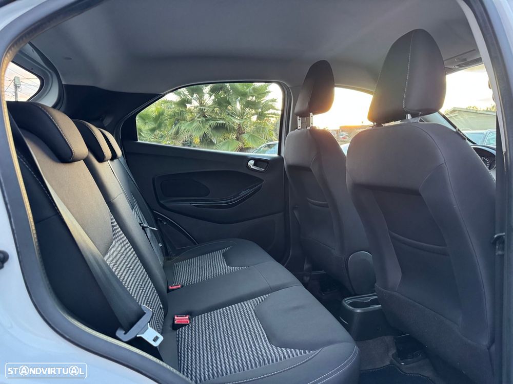 Ford KA+ 1.19 Ti-VCT Black & White Edition - 25