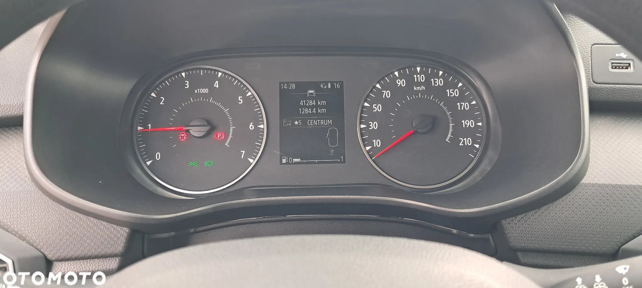 Dacia Sandero SCe 65 Essential - 17