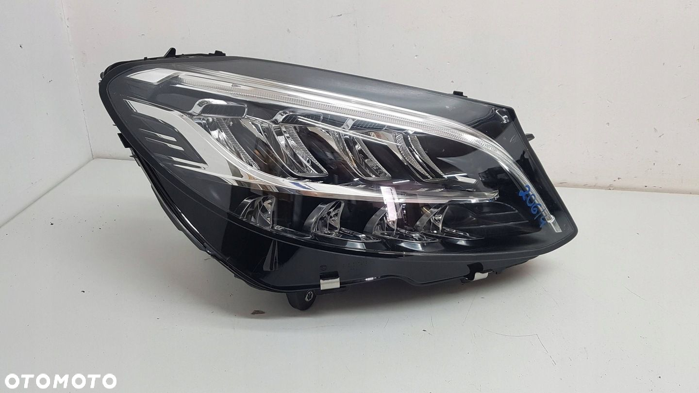Mercedes C W205 Prawa Lampa przednia przód EU oryginał - 2