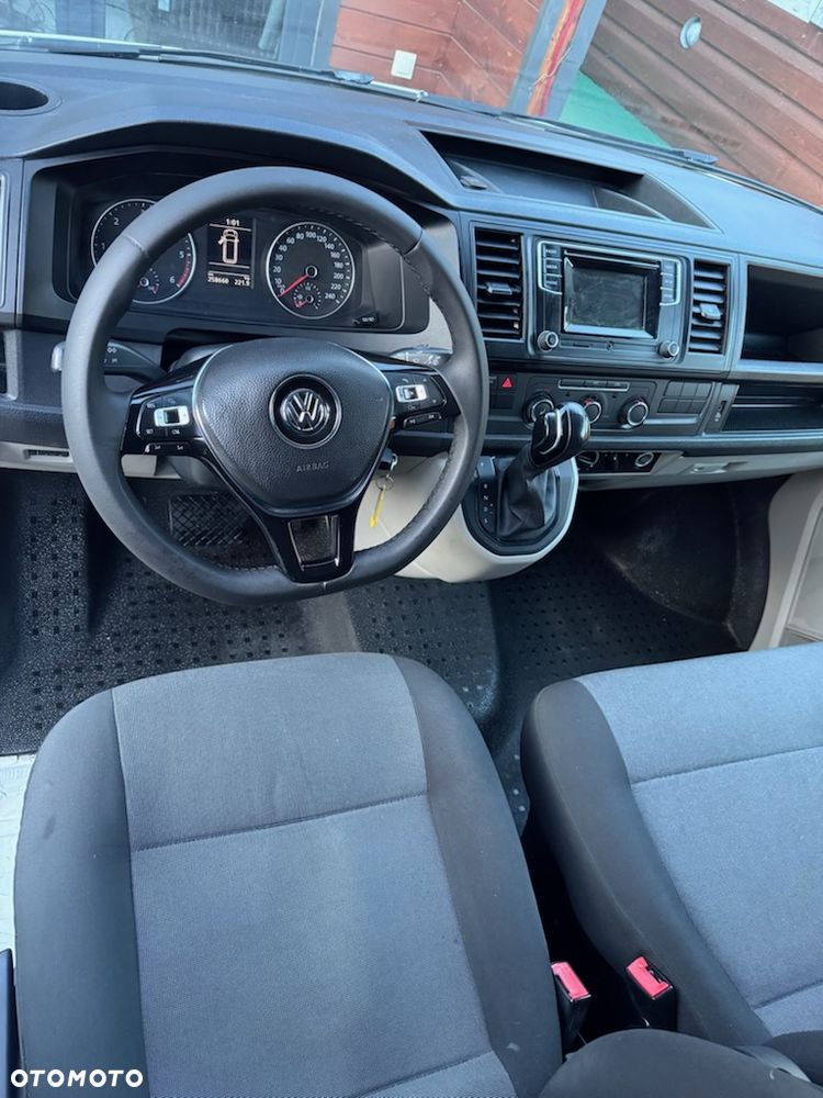 Volkswagen Transporter - 18